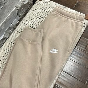 Men’s NIKE Club Fleece Jogger